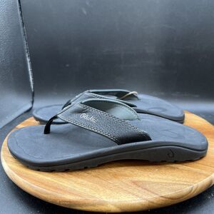 OluKai Ohana Men's Size 8 Beach Sandals  Quick-Dry Flip-Flop Black/Dark Shadow